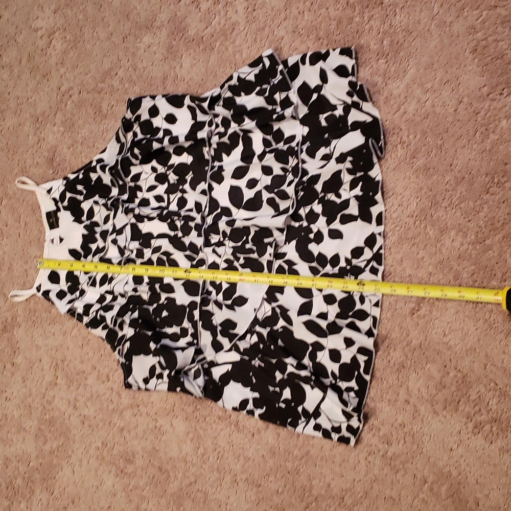 Top - Picture 5 of 6